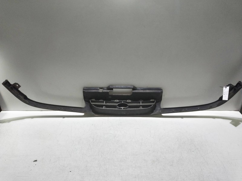 Recambio de rejilla delantera para hyundai sonata (y3) 2.0 gls sohc referencia OEM IAM   