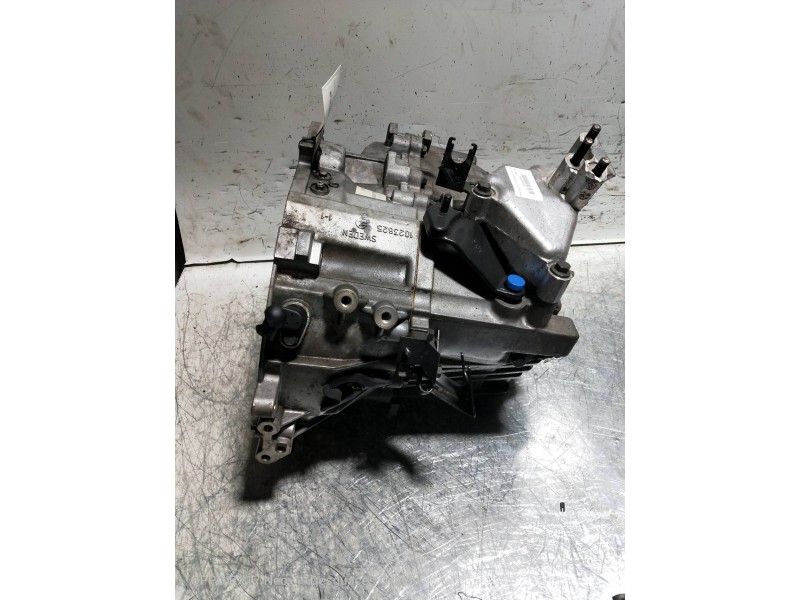 Recambio de caja cambios para mitsubishi carisma berlina 4 (da0) 1900 comfort referencia OEM IAM   