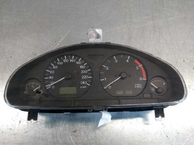 Recambio de cuadro instrumentos para mitsubishi carisma berlina 4 (da0) 1900 comfort referencia OEM IAM MR480266 01DX 0P0264 002