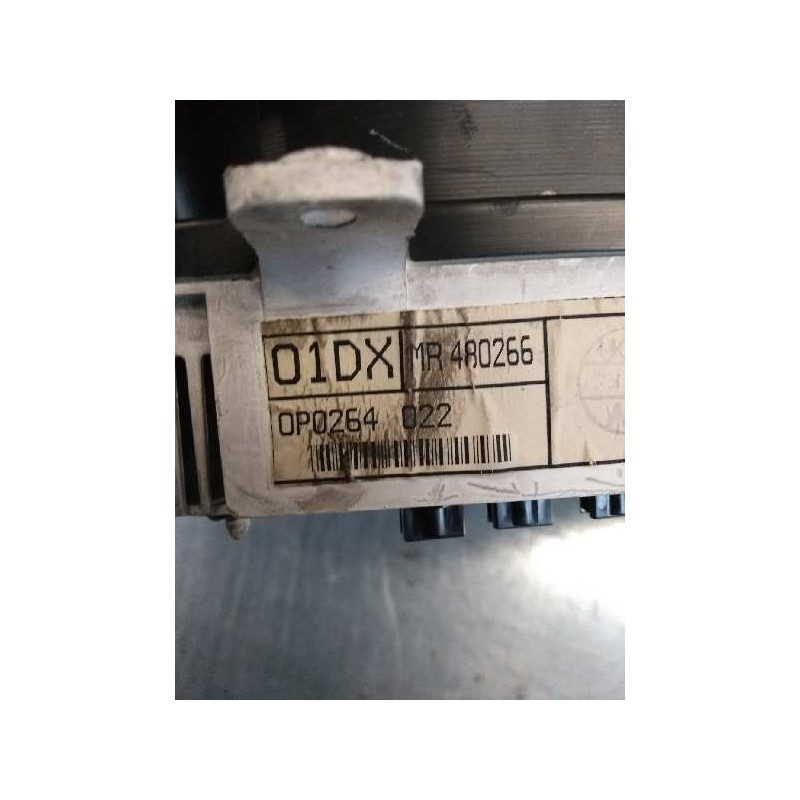 Recambio de cuadro instrumentos para mitsubishi carisma berlina 4 (da0) 1900 comfort referencia OEM IAM MR480266 01DX 0P0264 002