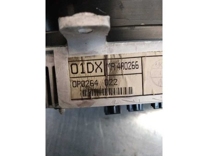 Recambio de cuadro instrumentos para mitsubishi carisma berlina 4 (da0) 1900 comfort referencia OEM IAM MR480266 01DX 0P0264 002