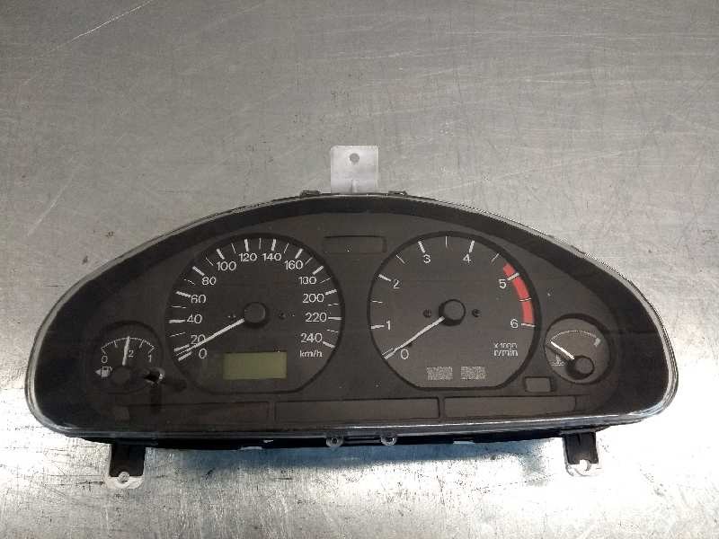 Recambio de cuadro instrumentos para mitsubishi carisma berlina 4 (da0) 1900 comfort referencia OEM IAM MR480356 00DX 0P0264011