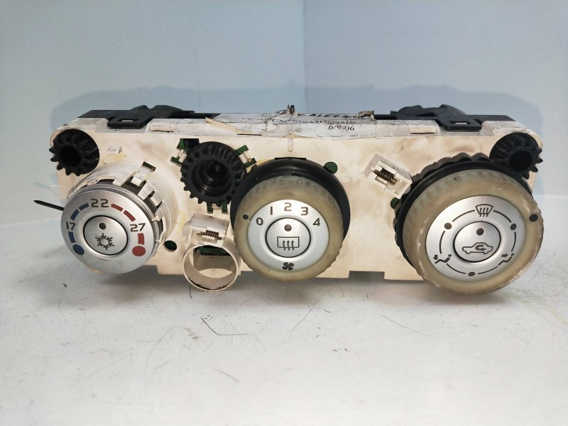 Recambio de mando calefaccion / aire acondicionado para mitsubishi colt berlina 5 (z30a) 1.5 di-d instyle (d) referencia OEM IAM