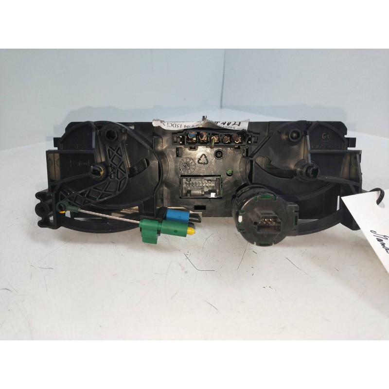 Recambio de mando calefaccion / aire acondicionado para mitsubishi colt berlina 5 (z30a) 1.5 di-d instyle (d) referencia OEM IAM