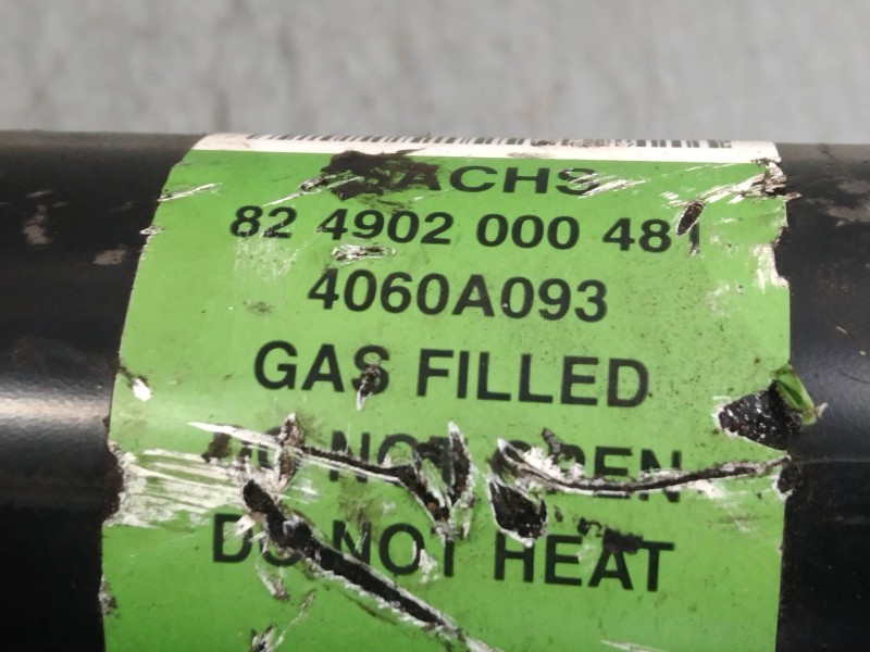 Recambio de amortiguador delantero derecho para mitsubishi colt berlina 5 (z30a) 1.1 cat referencia OEM IAM 4060A093  