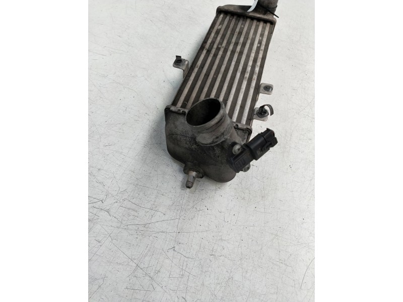 Recambio de intercooler para kia cee´d drive referencia OEM IAM 282712A610 6714315 