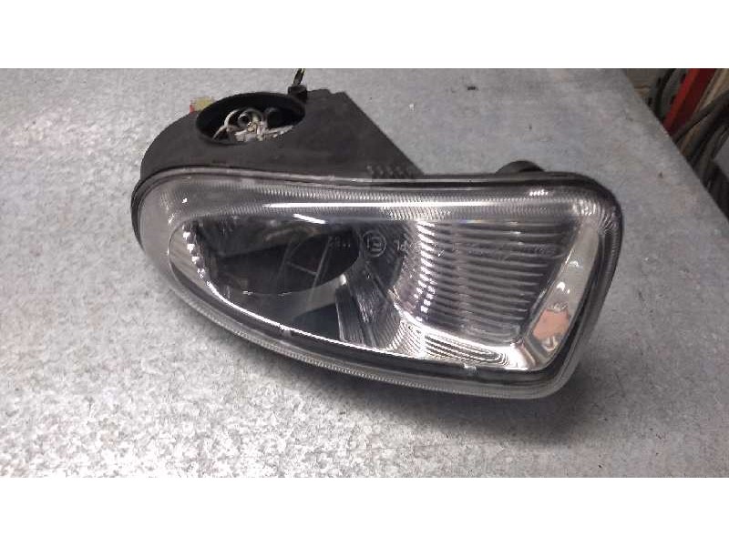 Recambio de faro antiniebla izquierdo para chrysler voyager (rg) referencia OEM IAM   
