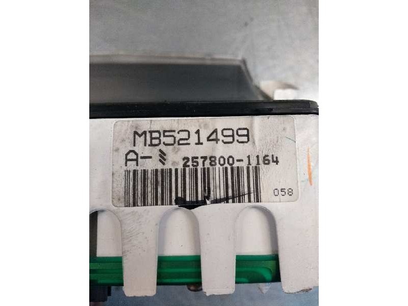 Recambio de cuadro instrumentos para mitsubishi galant berlina (e30) 2000 glsi berlina (4-ptas.) referencia OEM IAM MB521499 257