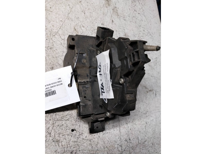 Recambio de motor cierre centralizado trasero izquierdo para ford focus berlina (cak) ghia referencia OEM IAM  5P 