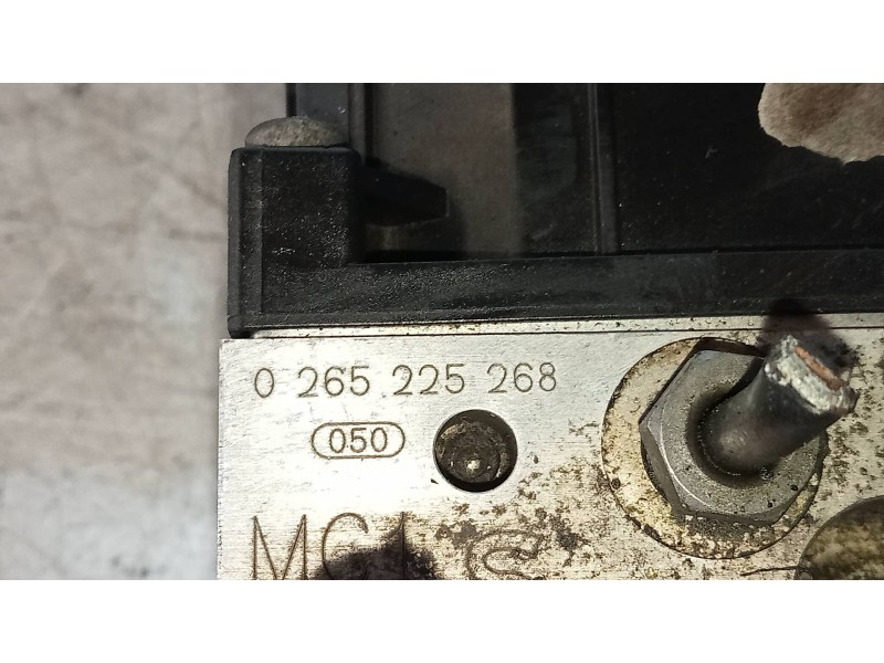 Recambio de abs para alfa romeo gt (125) 1.9 jtd 16v 150/ distinctive referencia OEM IAM 0265225268 51721792 0265950183