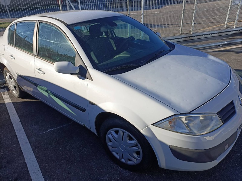 renault megane ii classic berlina del año 2004