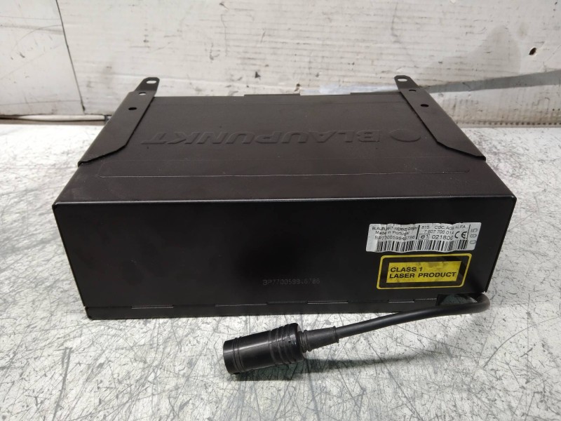 Recambio de sistema audio / radio cd para alfa romeo gt (125) 1.9 jtd 16v 150/ distinctive referencia OEM IAM 7607700014  