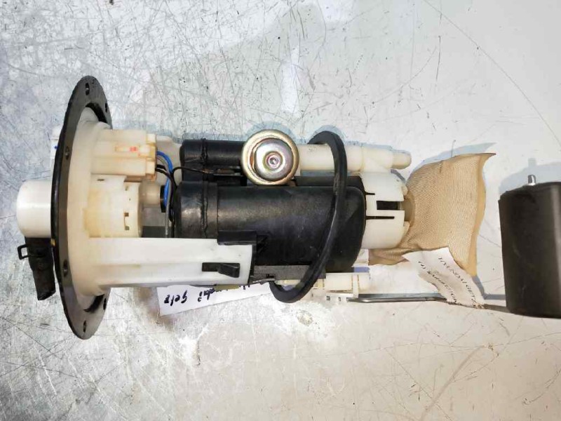 Recambio de bomba combustible para hyundai getz (tb) 1.1 referencia OEM IAM 311101C010 083001100 DENSO AFORADOR
