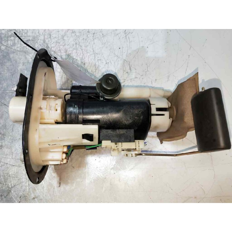 Recambio de bomba combustible para hyundai matrix (fc) 1.8 gls full referencia OEM IAM 3111017000 DENSO AFORDOR 