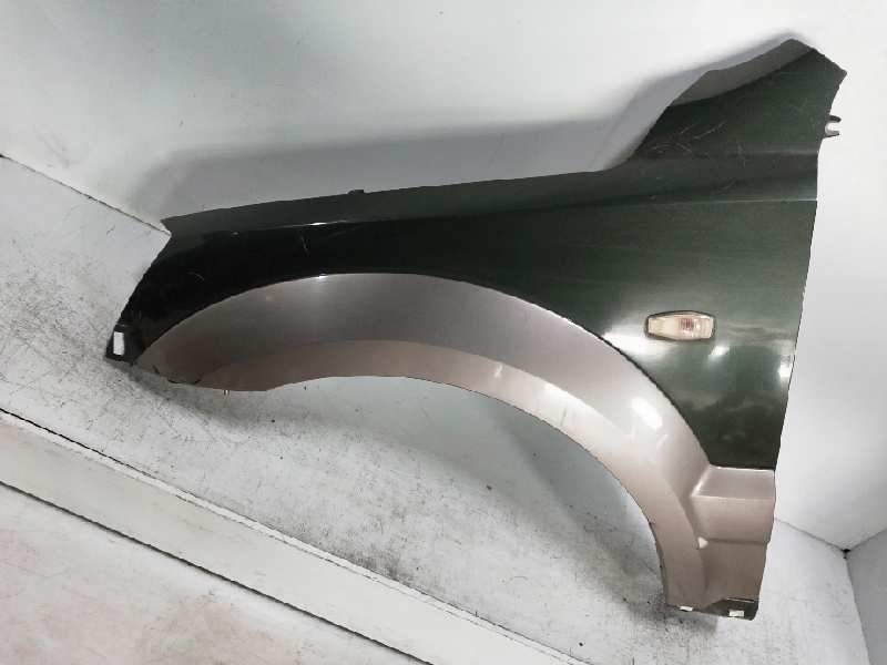 Recambio de aleta delantera izquierda para kia sorento 2.5 crdi cat referencia OEM IAM   