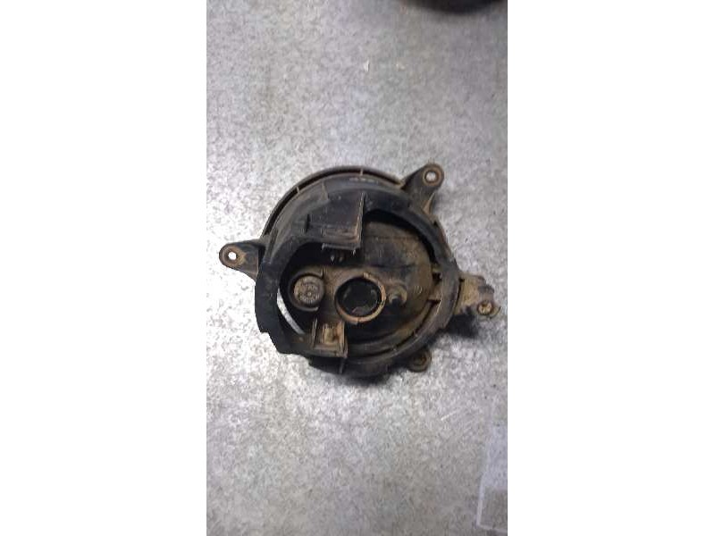 Recambio de faro antiniebla izquierdo para kia sorento 2.5 crdi cat referencia OEM IAM   