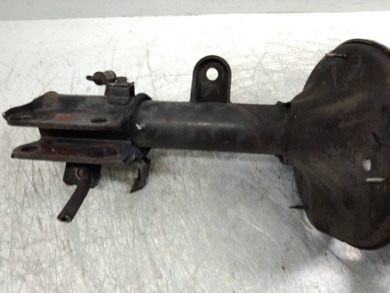 Recambio de amortiguador delantero derecho para kia sportage 2.0 turbodiesel cat referencia OEM IAM   