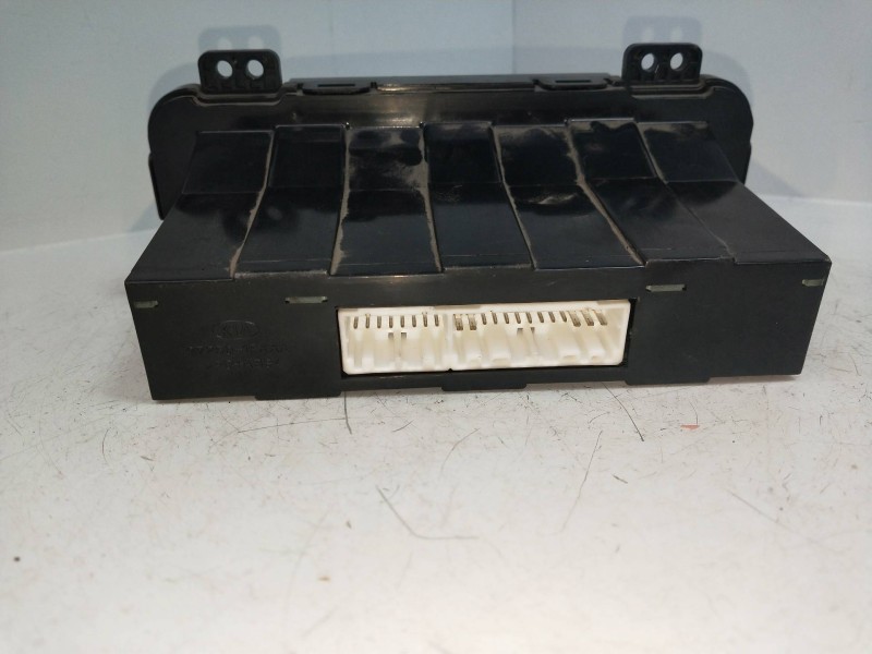 Recambio de mando calefaccion / aire acondicionado para kia sportage 2.0 turbodiesel cat referencia OEM IAM HC25DK171443J  