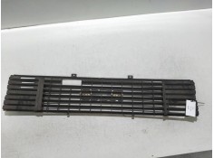 Recambio de rejilla delantera para iveco daily caja cerrada referencia OEM IAM    2