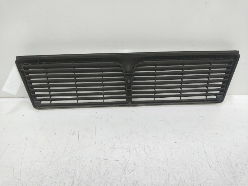 Recambio de rejilla delantera para lancia thema 2.0 turbo referencia OEM IAM   