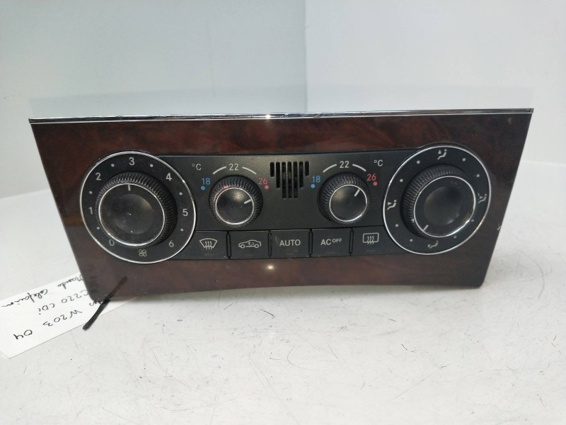 Recambio de mando calefaccion / aire acondicionado para mercedes clase c (w203) berlina 2.2 cdi cat referencia OEM IAM A20383030