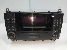 Recambio de sistema audio / radio cd para mercedes clase c (w203) berlina 2.2 cdi cat referencia OEM IAM A2038700589  