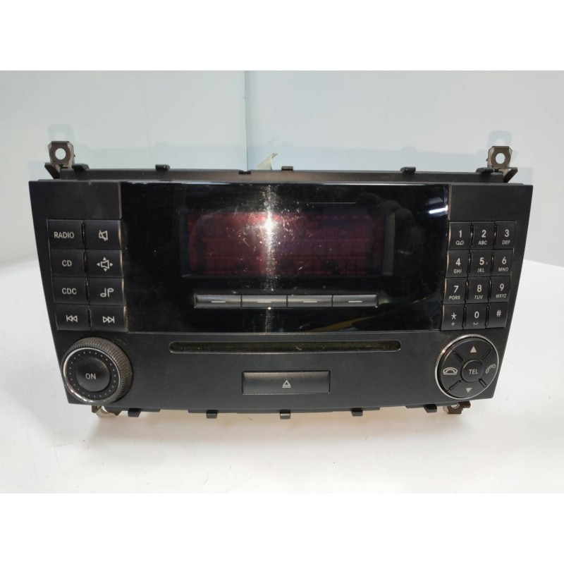 Recambio de sistema audio / radio cd para mercedes clase c (w203) berlina 2.2 cdi cat referencia OEM IAM A2038700589  