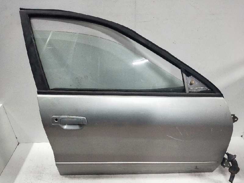 Recambio de puerta delantera derecha para mitsubishi galant berlina (ea0) 2.0 cat referencia OEM IAM   