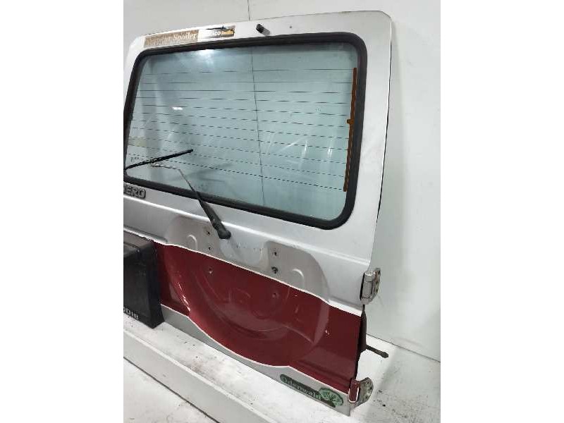 Recambio de porton trasero para mitsubishi montero (l040) 2.5 turbodiesel referencia OEM IAM   