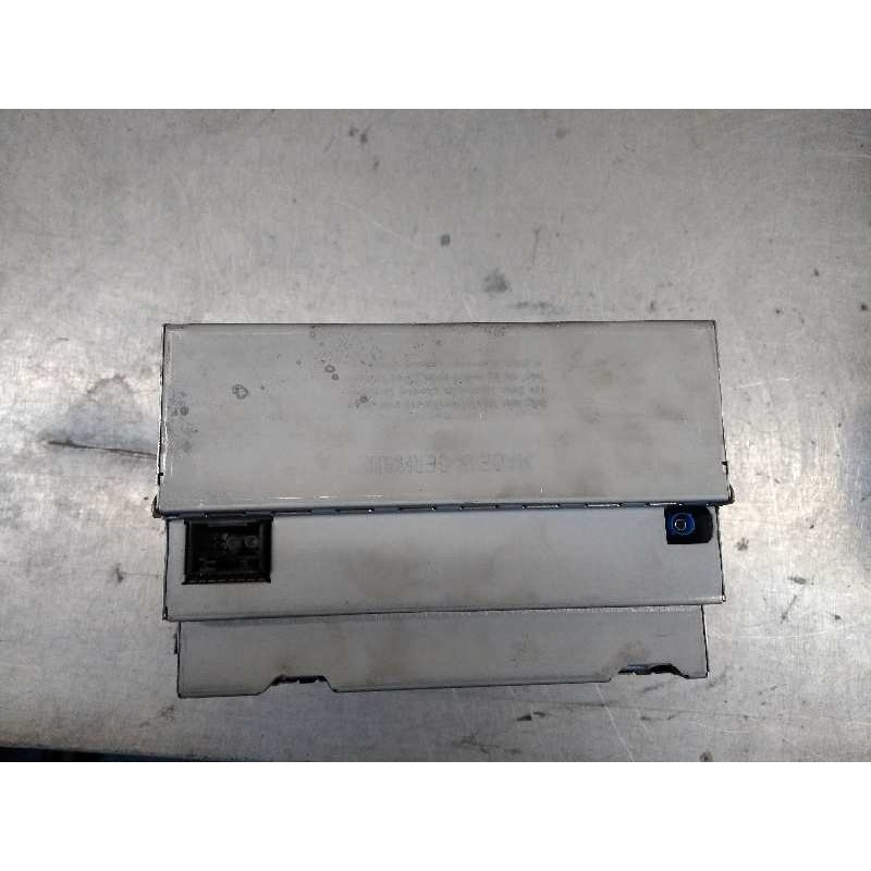 Recambio de sistema navegacion gps para mercedes clase e (w211) berlina e 220 cdi (211.006) referencia OEM IAM BE6000 A211820017