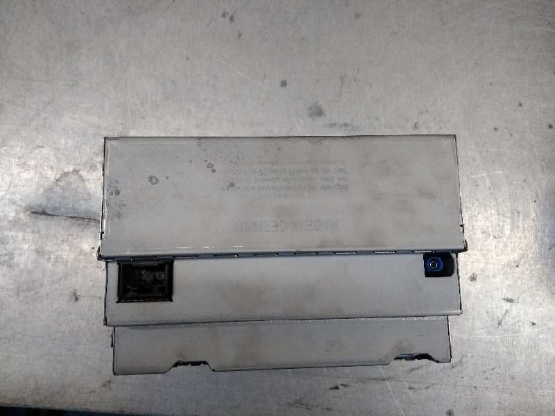 Recambio de sistema navegacion gps para mercedes clase e (w211) berlina e 220 cdi (211.006) referencia OEM IAM BE6000 A211820017