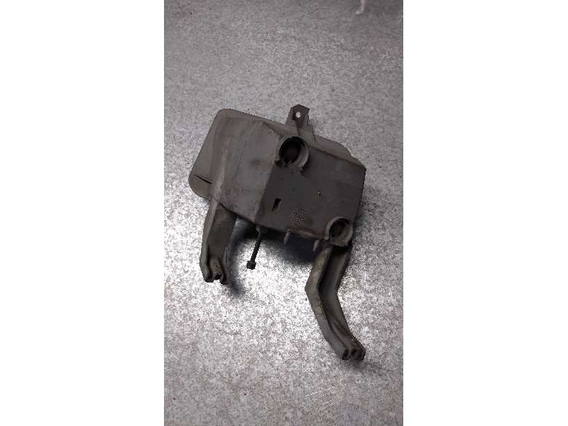 Recambio de faro antiniebla derecho para opel vectra b berlina 1.8 16v cat referencia OEM IAM   