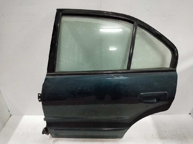 Recambio de puerta trasera izquierda para mitsubishi galant berlina (ea0) 2400 gls referencia OEM IAM   