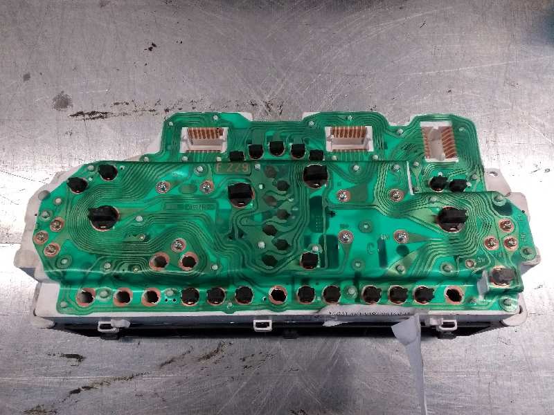 Recambio de cuadro instrumentos para mitsubishi galant berlina (ea0) 2000 gls climatizado referencia OEM IAM MR381822 157390446 