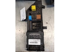 Recambio de caja reles / fusibles para opel vectra c berlina 1.9 cdti referencia OEM IAM 359171 13168781 