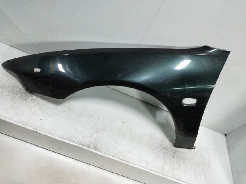 Recambio de aleta delantera izquierda para mitsubishi galant berlina (ea0) 2500 v6 24v referencia OEM IAM   