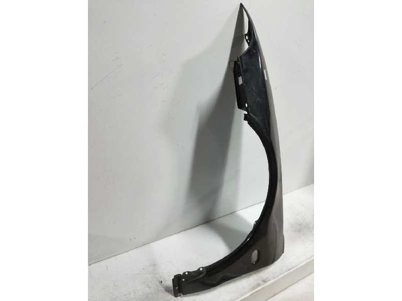 Recambio de aleta delantera izquierda para mitsubishi galant berlina (ea0) 2500 v6 24v referencia OEM IAM   