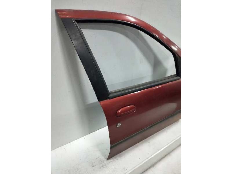 Recambio de puerta delantera derecha para fiat palio weekend (178) td 70 referencia OEM IAM   