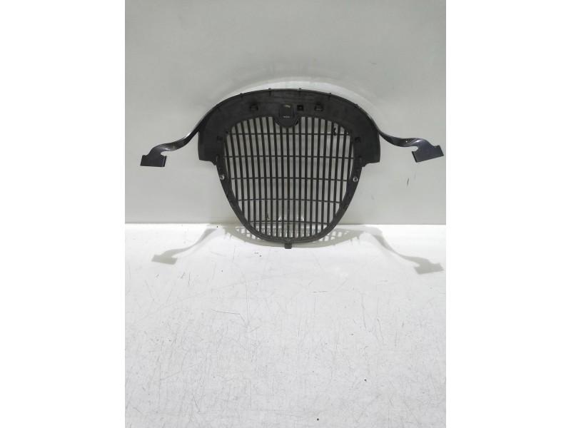 Recambio de rejilla delantera para jaguar s-type 2.7 v6 diesel classic referencia OEM IAM   