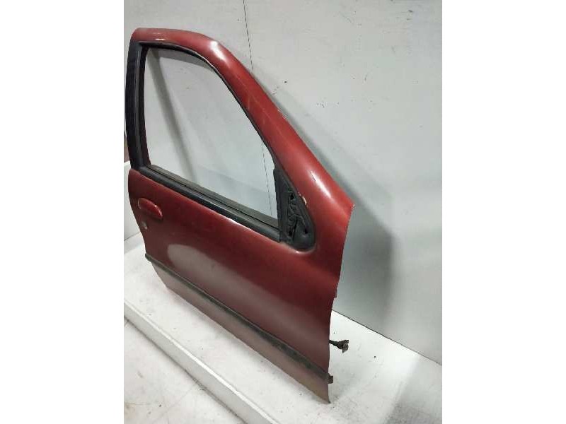 Recambio de puerta delantera derecha para fiat palio weekend (178) td 70 referencia OEM IAM   