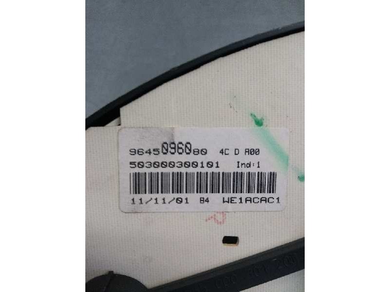 Recambio de cuadro instrumentos para peugeot 206 berlina xt referencia OEM IAM 9645096080  