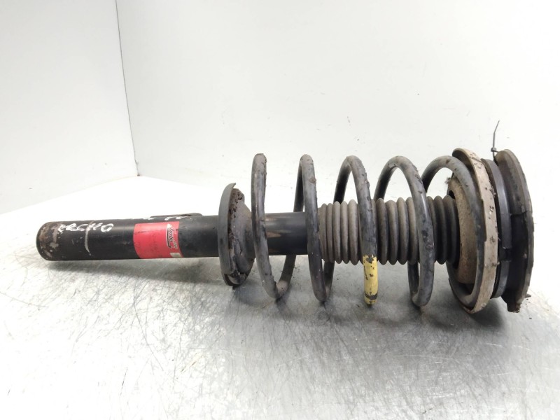 Recambio de amortiguador delantero derecho para peugeot 605 2.0 referencia OEM IAM   