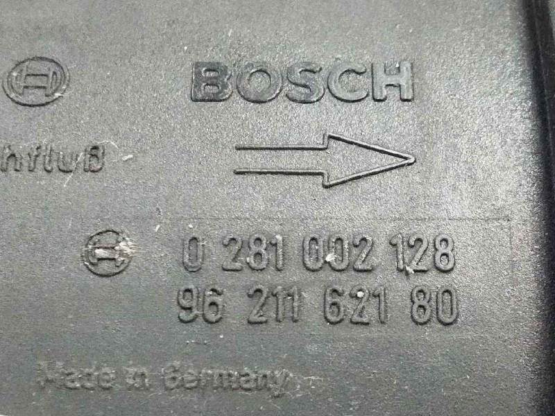 Recambio de caudalimetro para peugeot 605 svdt referencia OEM IAM 0281002128 9621162180 BOSCH