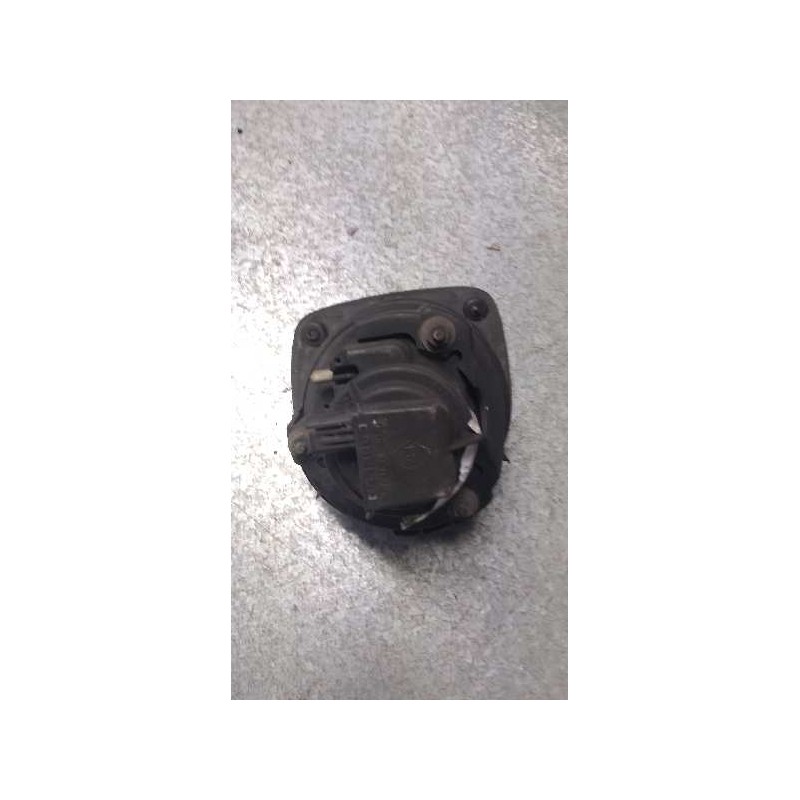 Recambio de faro antiniebla derecho para renault clio ii fase i (b/cbo) 1.9 diesel referencia OEM IAM   