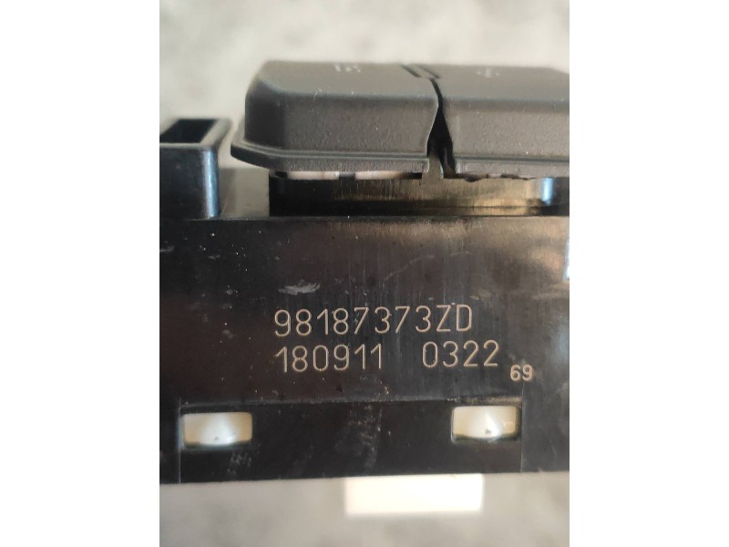 Recambio de mando multifuncion para citroen c-elysée shine referencia OEM IAM 9887373ZD  