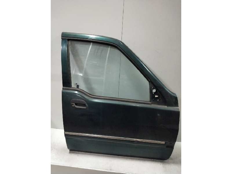 Recambio de puerta delantera derecha para ssangyong musso 2.9 turbodiesel cat referencia OEM IAM   