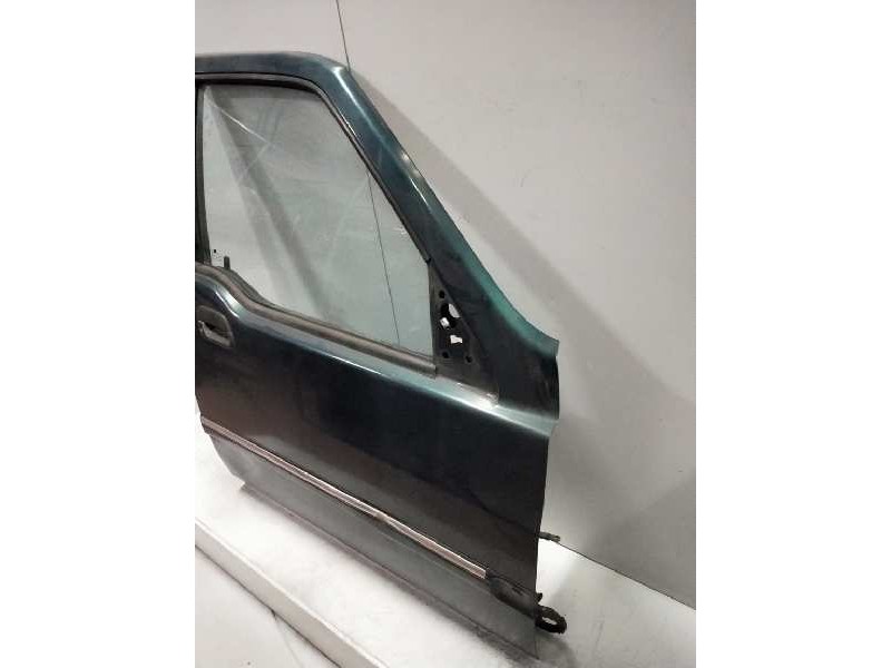 Recambio de puerta delantera derecha para ssangyong musso 2.9 turbodiesel cat referencia OEM IAM   