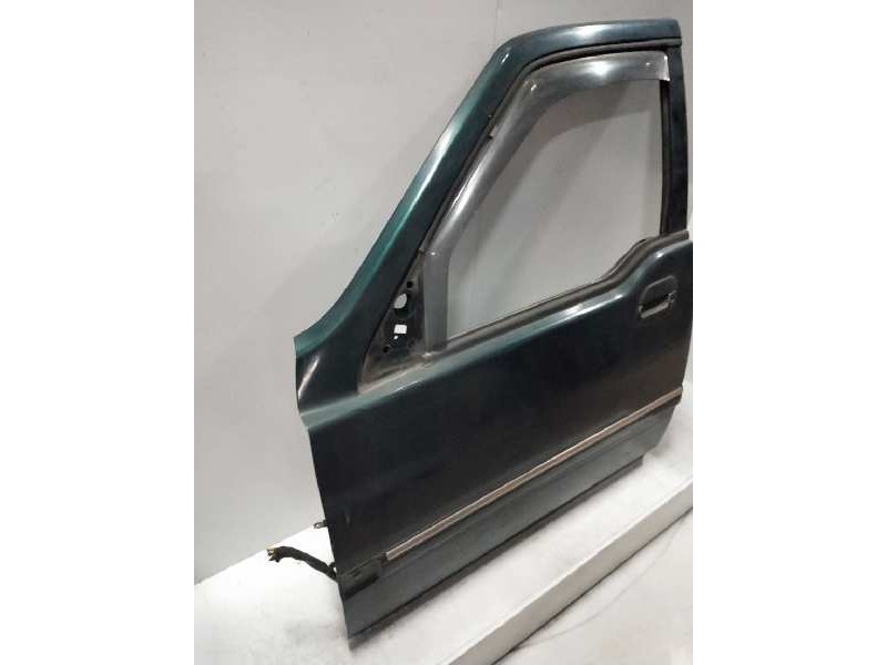 Recambio de puerta delantera izquierda para ssangyong musso 2.9 turbodiesel cat referencia OEM IAM   