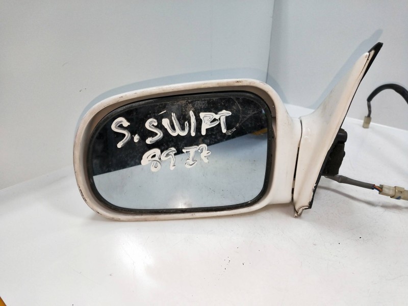 Recambio de retrovisor izquierdo para suzuki swift sf berlina (ea) gti referencia OEM IAM   ELECTRICO