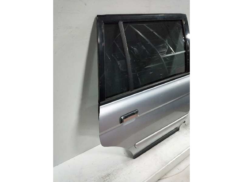 Recambio de puerta trasera derecha para mitsubishi montero sport (k90) 2.5 td cat referencia OEM IAM   